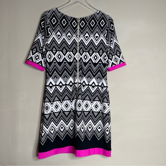 Eliza J Geo Print Short Sleeves Shift Dress - Picture 1 of 8
